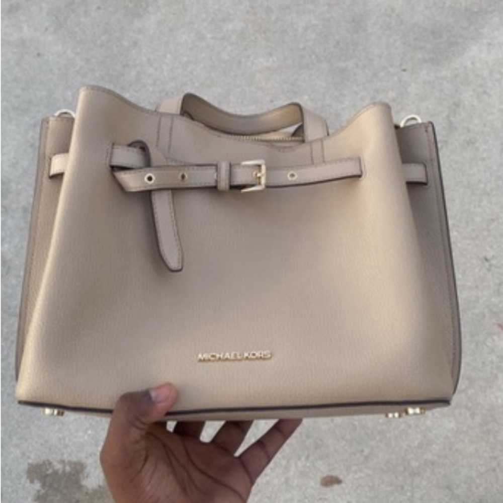 Michael kors bag used once great condition